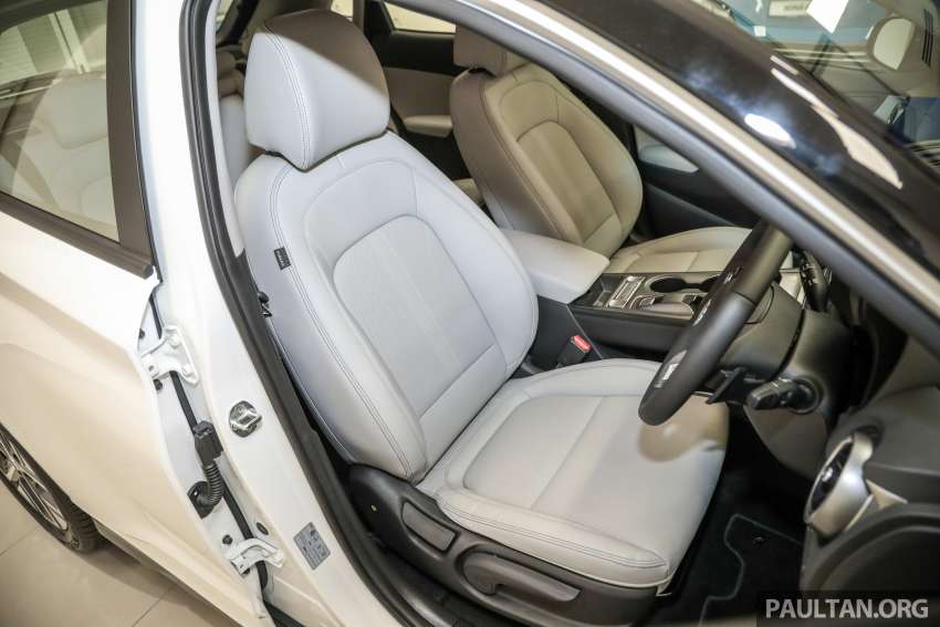 Hyundai Kona Electric dilancarkan di Malaysia — tiga varian, jarak 305 km dan 484 km, dari RM150k-RM200k 1380712