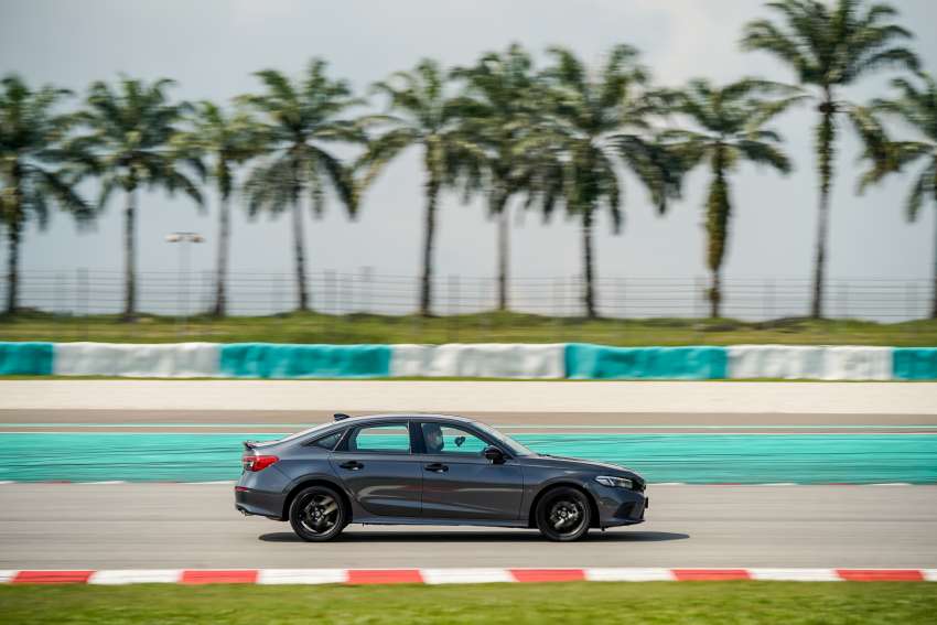 REVIEW: 2022 Honda Civic RS in Malaysia – first impressions of the new C-segment sedan benchmark 1391188