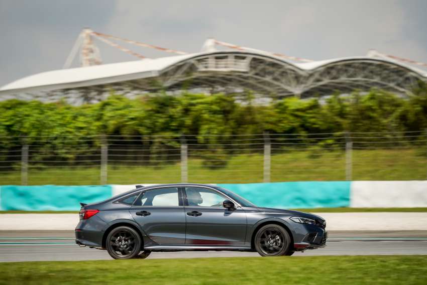 REVIEW: 2022 Honda Civic RS in Malaysia – first impressions of the new C-segment sedan benchmark 1391190