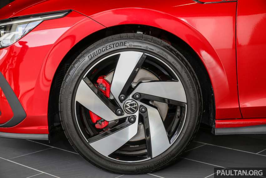 2022 Volkswagen Golf GTI and R-Line Mk8 in Malaysia 1396491