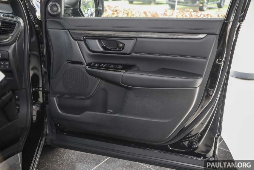 GALERI: Honda CR-V Black Edition di Malaysia – 1.5L TC-P 2WD dengan tema-hitam, berharga RM162k 1393810