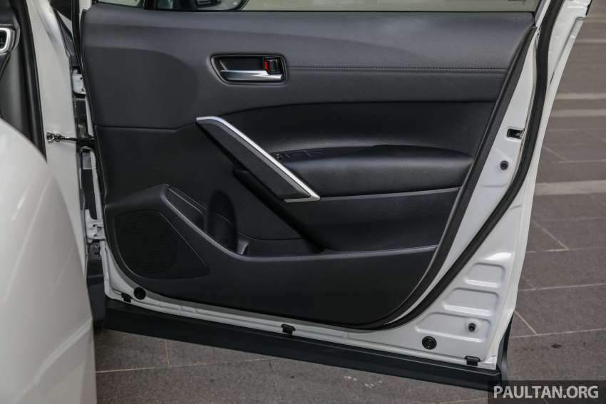 Toyota Corolla Cross 1.8 Hybrid CKD dilancar di M’sia bersama varian 1.8G, 1.8V CKD, dari RM123k-RM137k 1405736