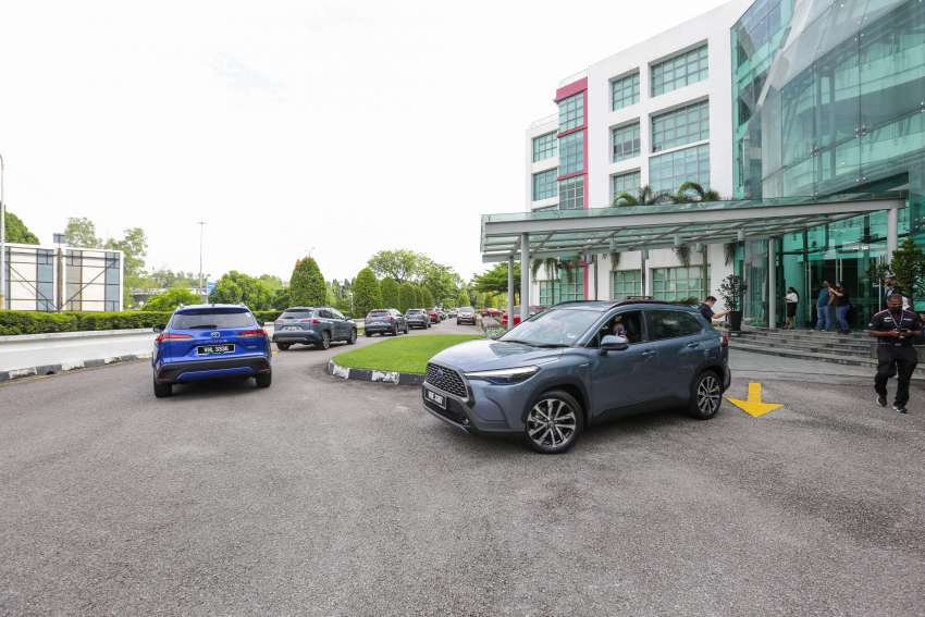 Toyota Corolla Cross 1.8 Hybrid CKD dilancar di M’sia bersama varian 1.8G, 1.8V CKD, dari RM123k-RM137k 1405849