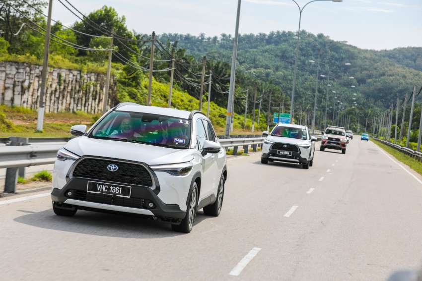 Toyota Corolla Cross 1.8 Hybrid CKD dilancar di M’sia bersama varian 1.8G, 1.8V CKD, dari RM123k-RM137k 1405862