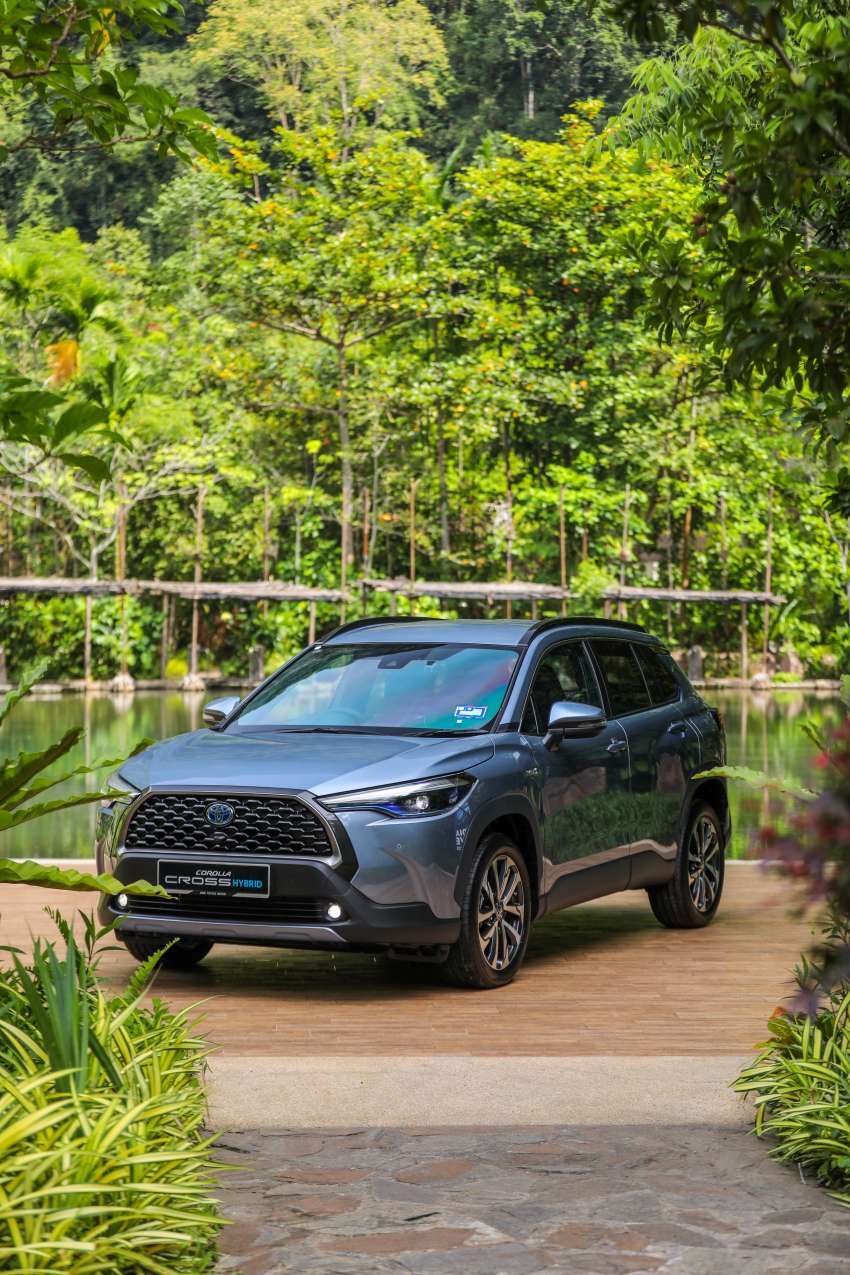 Toyota Corolla Cross 1.8 Hybrid CKD dilancar di M’sia bersama varian 1.8G, 1.8V CKD, dari RM123k-RM137k 1405896