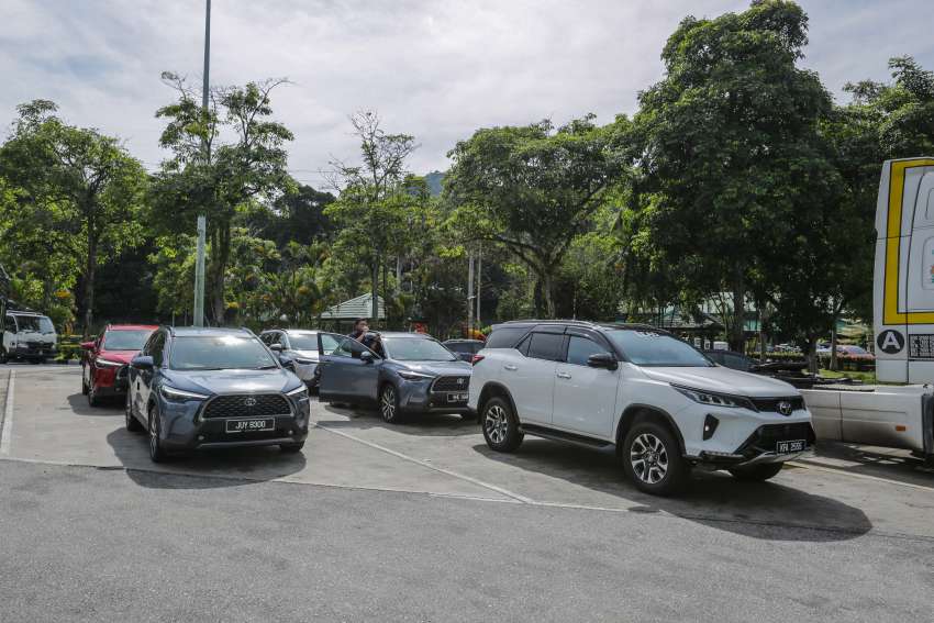 Toyota Corolla Cross 1.8 Hybrid CKD dilancar di M’sia bersama varian 1.8G, 1.8V CKD, dari RM123k-RM137k 1405901