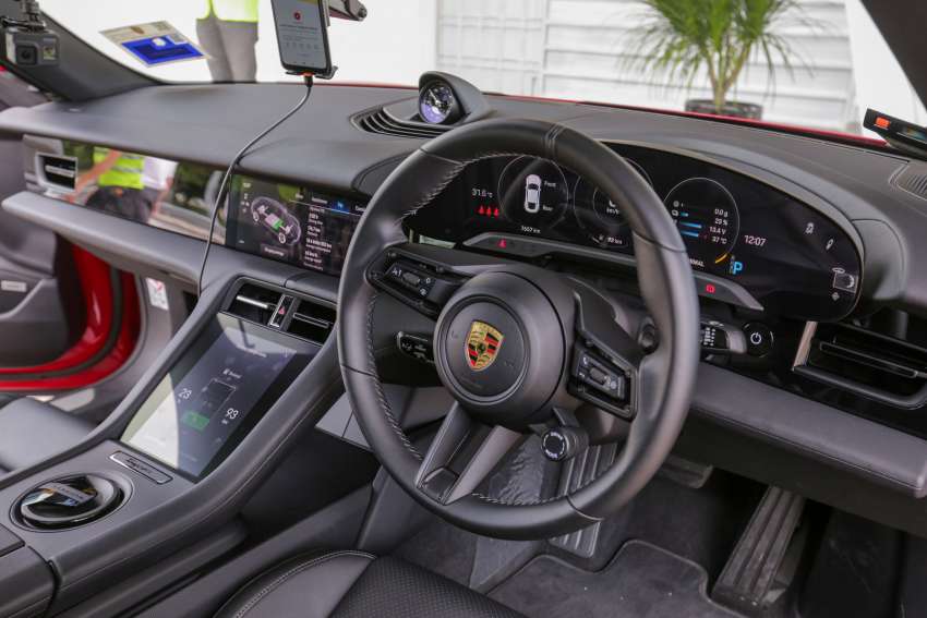 Shell Recharge EV fast charging tested in Malaysia – 180 kW of DC power in a Porsche Taycan in Tangkak! 1409394