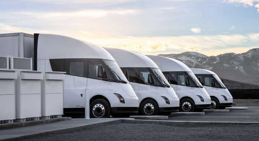 Tesla Cybertruck, Roadster delayed until 2023 – no new models for 2022; affordable EV model put on hold 1410891