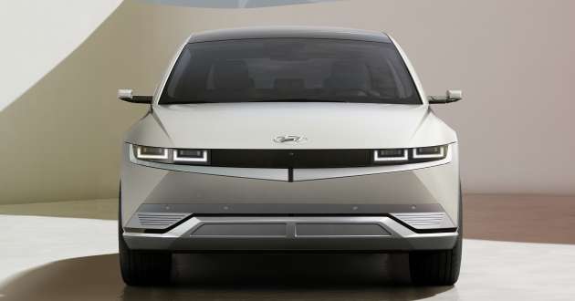 2023 Hyundai Ioniq 5 gets larger 77.4 kWh battery, digital mirrors, Smart Frequency Dampers in Europe