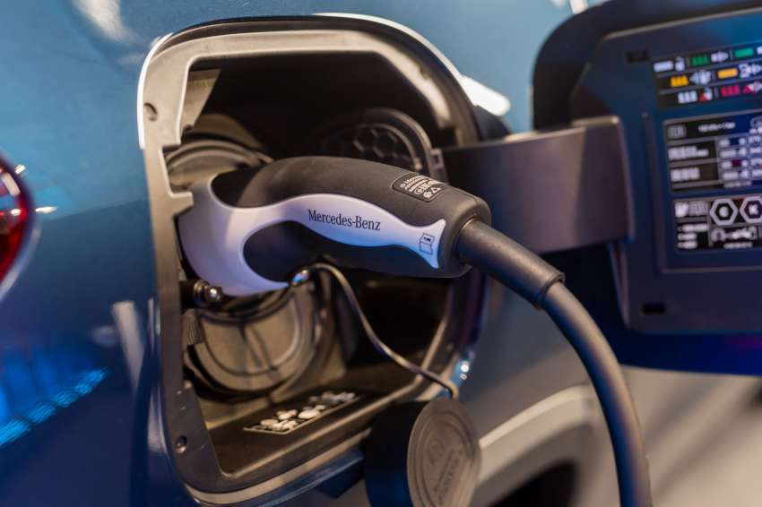 2022 Mercedes-Benz EQA250 AMG Line launched in Malaysia – 190 PS, 429 km EV range; priced fr RM278k 1427005