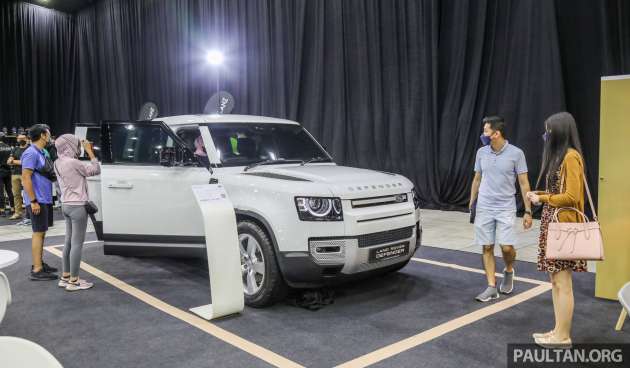 PACE 2022: Check out the Jaguar Land Rover booth – XE, XF and Evoque; plus a peek at the Defender 90