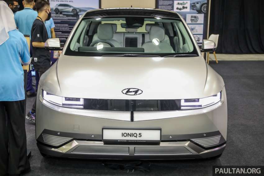 PACE 2022: Electric vehicles galore – 6 models on show from Hyundai, Mercedes-Benz, BMW, MINI, Volvo 1432947