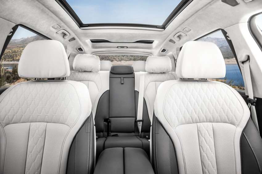 2023 BMW X7 facelift – G07 LCI gets split headlights, illuminated grille, 23-inch wheels, mild hybrid engines 1443305
