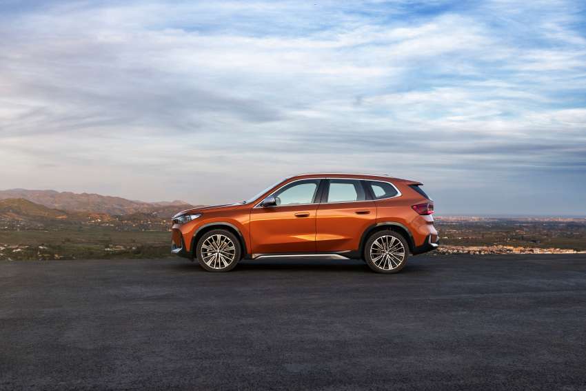 2022 BMW X1 debuts –  petrol and diesel versions; xDrive30e PHEV gets 326 hp, 477 Nm, 89 km EV range 1462983