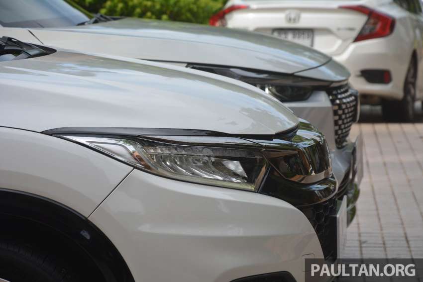Honda HR-V 2022 vs 2021 – new RV compared to old RU generation, side-by-side gallery of both SUVs 1467654