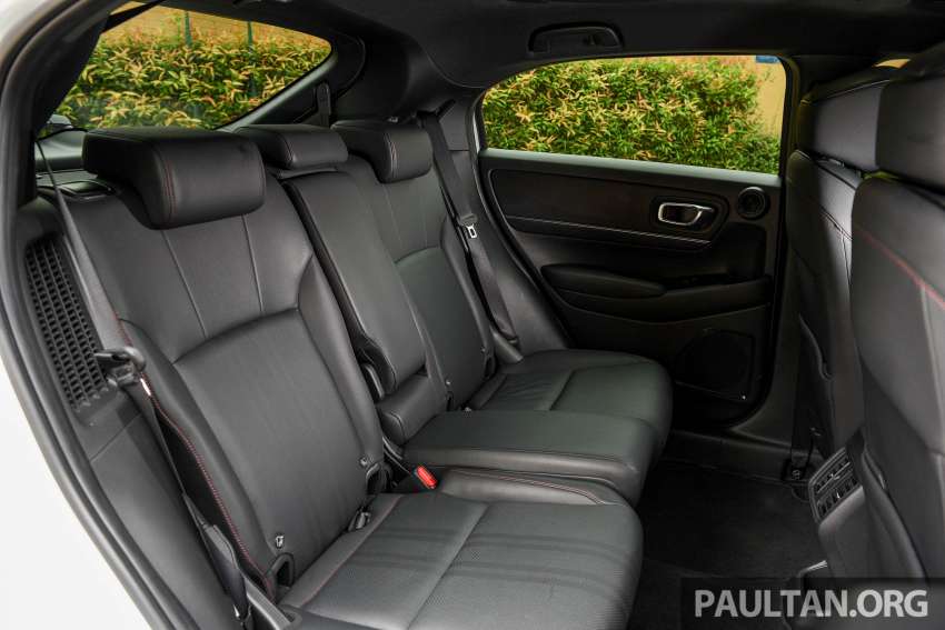 Honda HR-V 2022 vs 2021 – new RV compared to old RU generation, side-by-side gallery of both SUVs 1467673