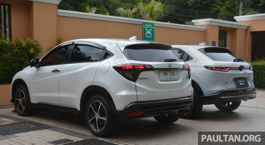 Honda HR-V 2022 vs 2021 – new RV compared to old RU generation, side-by-side gallery of both SUVs 1467643