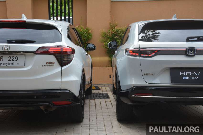 Honda HR-V 2022 vs 2021 – new RV compared to old RU generation, side-by-side gallery of both SUVs 1467644