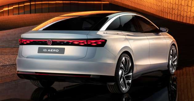 Volkswagen ID. Aero concept – previews brand’s first global EV sedan; bigger than the Passat; 620 km range