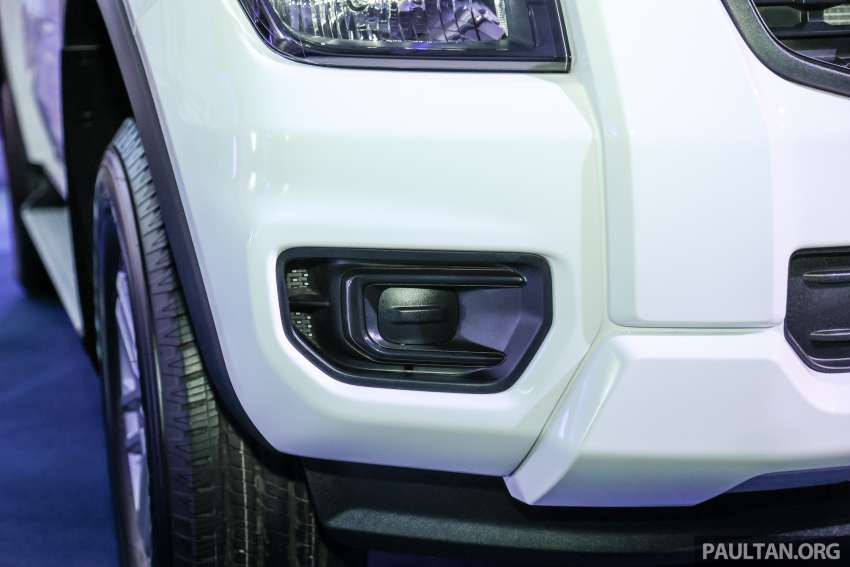 Ford Ranger 2022 dilancarkan di Malaysia — tujuh varian, bermula dari RM109k; Raptor ditunjuk, tiba Q4 1487957