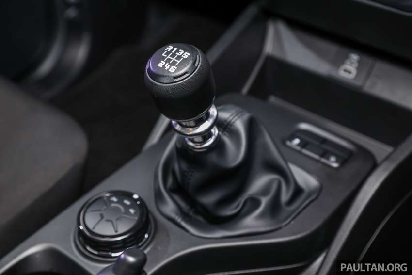 Ford Ranger 2022 dilancarkan di Malaysia — tujuh varian, bermula dari RM109k; Raptor ditunjuk, tiba Q4 1487997