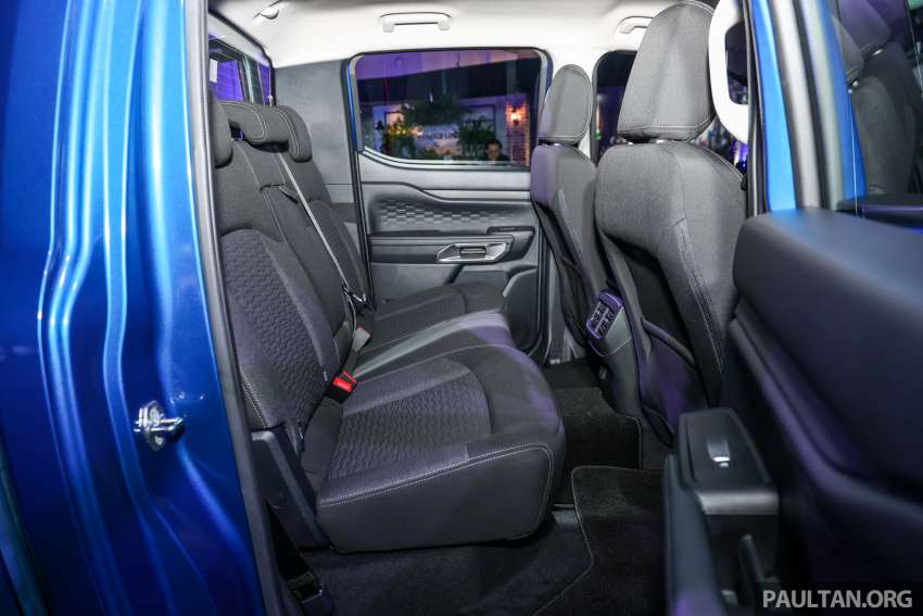 Ford Ranger 2022 dilancarkan di Malaysia — tujuh varian, bermula dari RM109k; Raptor ditunjuk, tiba Q4 1488185