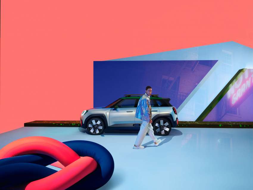 MINI Concept Aceman – EV crossover study previews future design direction; no leather or chrome inside 1489666