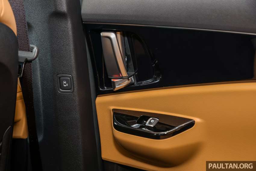 2022 Kia Carnival CKD in Malaysia – live photos of MPV in 8-Seater Mid and High guises; from RM231k 1501621