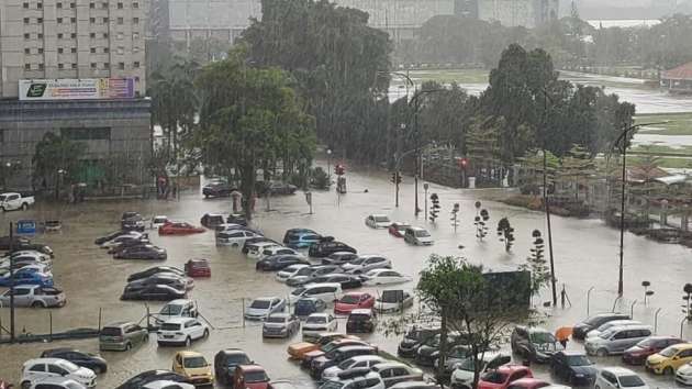 RM18.8 million in vehicle losses from floods in 2022 – why Special Perils insurance add-on is necessary