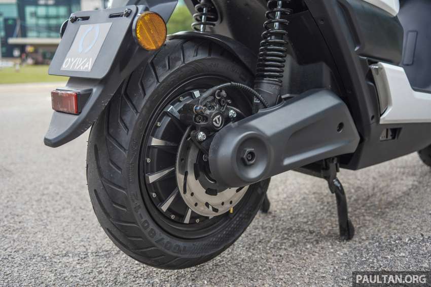 Oyika brings “Battery-as-a-Service” electric scooters to Malaysia – no waiting to charge, just swap batteries! 1518027