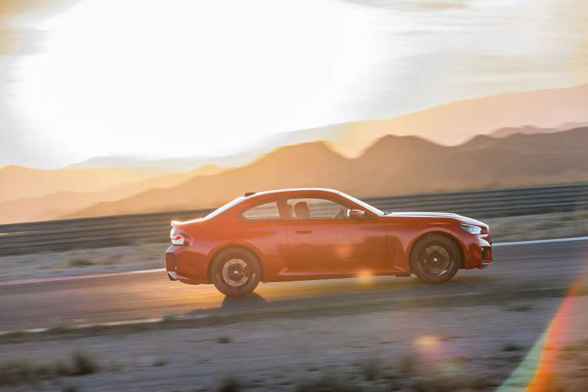 2023 BMW M2 debuts – all-new G87 stays RWD only; 3.0L turbo straight-six with 460 PS, six-speed manual 1525899