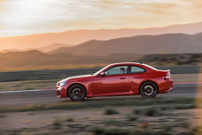 2023 BMW M2 debuts – all-new G87 stays RWD only; 3.0L turbo straight-six with 460 PS, six-speed manual 1525900