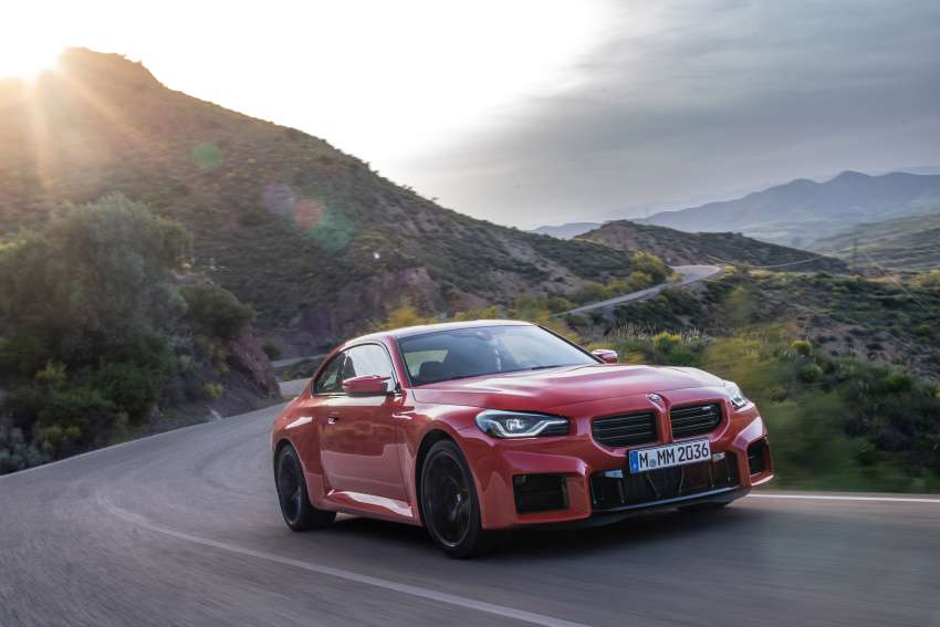 2023 BMW M2 debuts – all-new G87 stays RWD only; 3.0L turbo straight-six with 460 PS, six-speed manual 1525960