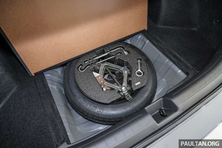 Honda Civic RS e:HEV dilancarkan di Malaysia – RM166,500, hibrid i-MMD 2.0L, 184 PS/315 Nm 1544883