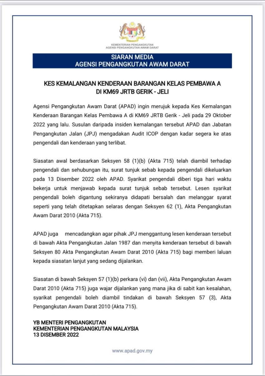 Anthony Loke wants JPJ to suspend, confiscate lorry that spilled load at Gerik-Jeli road, killing unborn child 1556731
