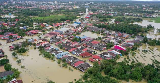 East Coast floods – KTM cancels 12 train services