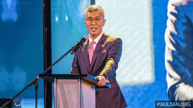 MITI confident that Proton, Perodua can produce first national EV by 2025; others should CKD – Zafrul
