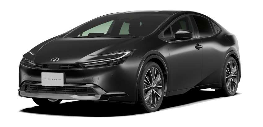 2023 Toyota Prius 1.8 and 2.0 hybrid launched in Japan 1565146