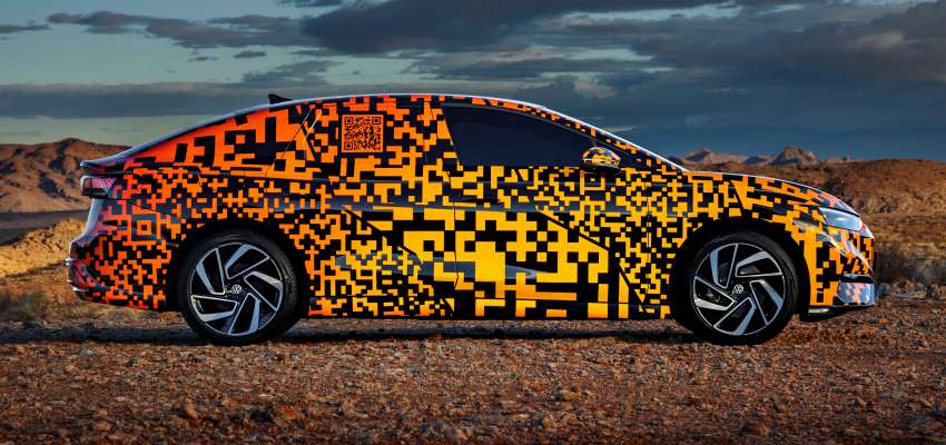 Volkswagen ID.7 debuts with trippy camo at CES – EV sedan with 700 km of range; launch in Q2 this year 1562723