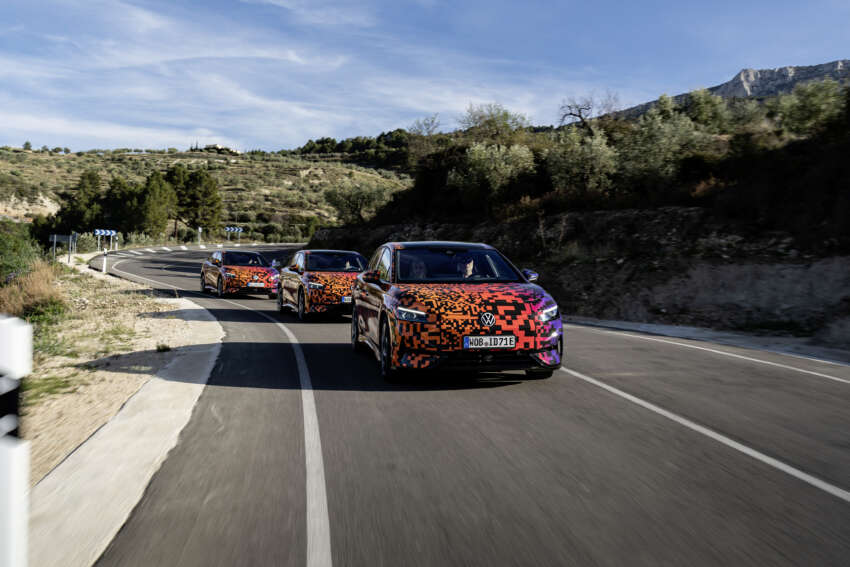 Volkswagen ID.7 debuts with trippy camo at CES – EV sedan with 700 km of range; launch in Q2 this year 1599716