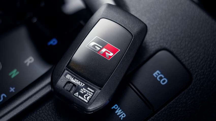 Toyota Hilux GR Sport dilancar di Malaysia – RM160k, 204 PS/500 Nm, suspensi ditala semula, lebih sporty 1577816