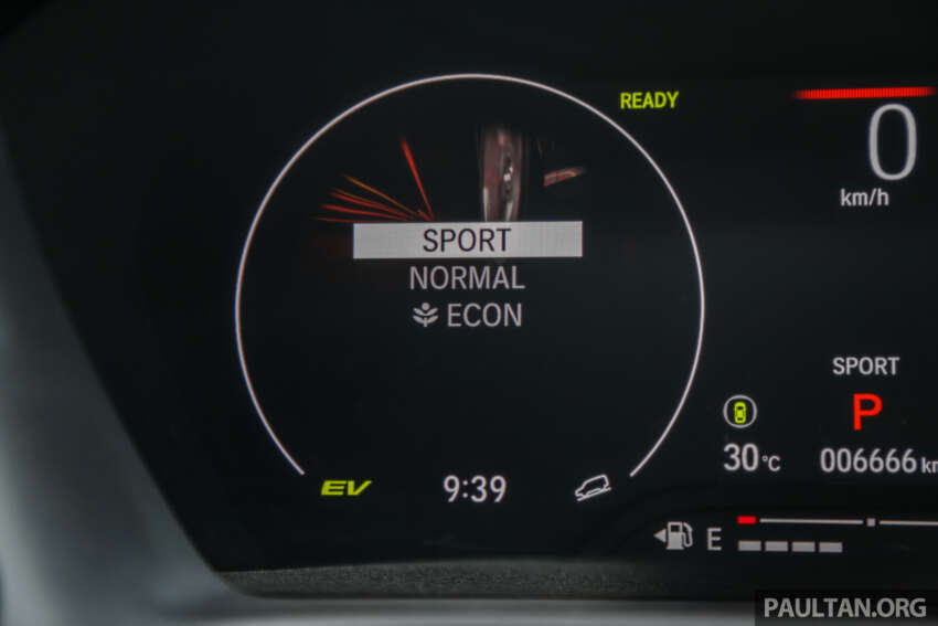 VIDEO: Honda HR-V 2023 — Turbo atau RS hibrid? 1593804