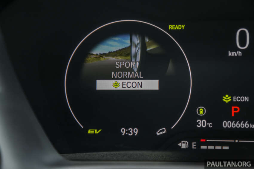 VIDEO: Honda HR-V 2023 — Turbo atau RS hibrid? 1593808