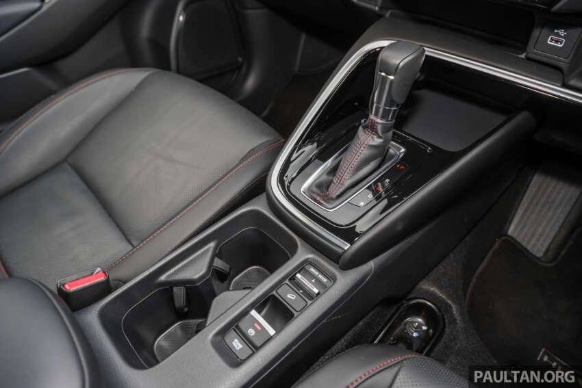VIDEO: Honda HR-V 2023 — Turbo atau RS hibrid? 1593823