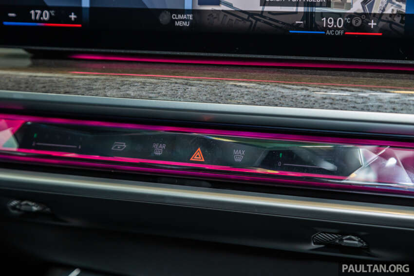 BMW i7 xDrive60 configurator shows RM730k price? 1594012