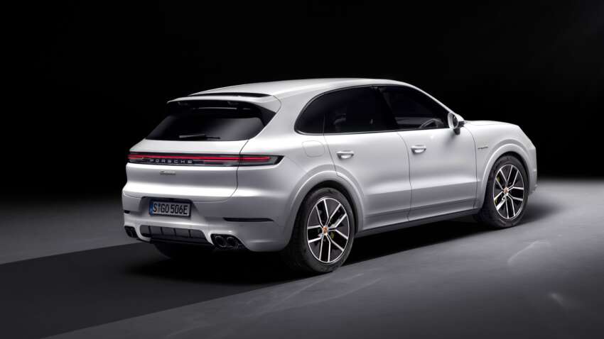 2024 Porsche Cayenne facelift debuts – 3.0L V6 base and hybrid, 4.0L V8 Cayenne S; EU drops Turbo GT 1604854