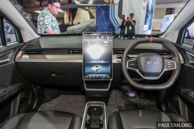 Neta V – cheapest EV in Malaysia at RM99,800, plus RM10k cash voucher; 380 km range, 120 km/h max