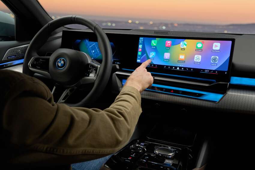 BMW i5 and 2024 BMW 5 Series G60 – M60 xDrive with up to 601 hp; AirConsole brings in-car gaming 1617613
