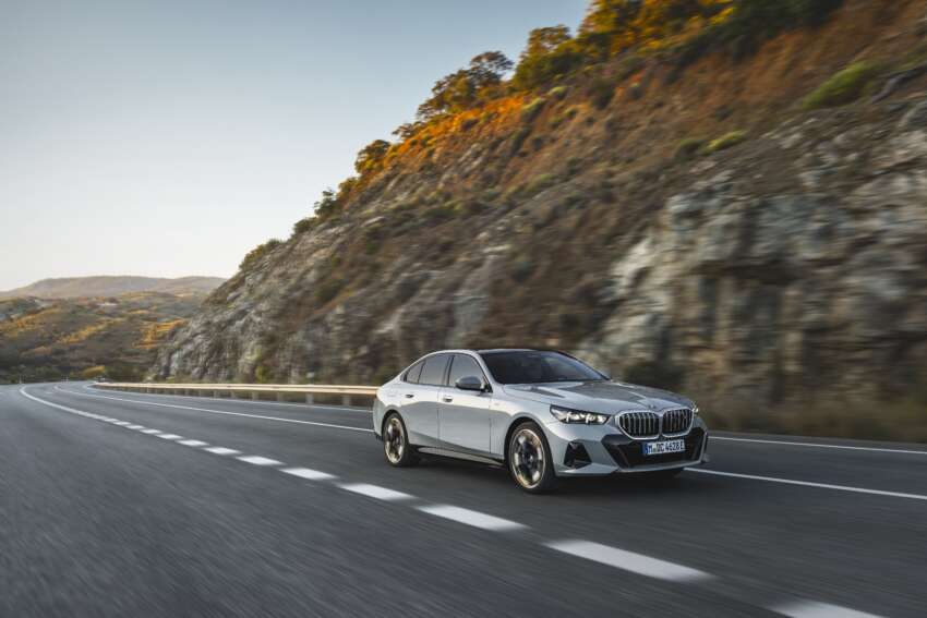 BMW i5 and 2024 BMW 5 Series G60 – M60 xDrive with up to 601 hp; AirConsole brings in-car gaming 1617700