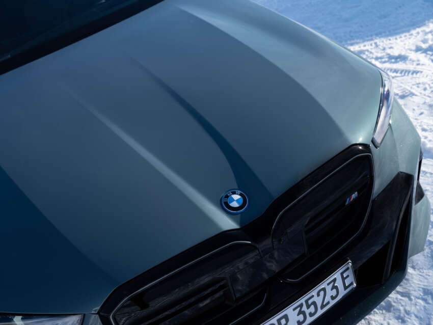 BMW i5 and 2024 BMW 5 Series G60 – M60 xDrive with up to 601 hp; AirConsole brings in-car gaming 1700471